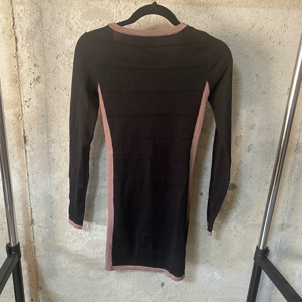 Xhilaration bodycon long sleeve dress - Picture 3 of 4